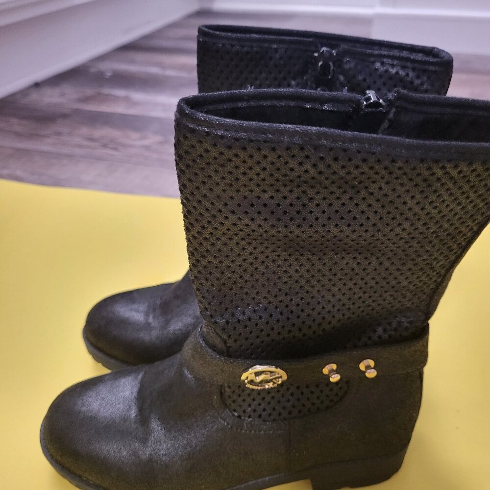 Michael Kors Margrit size 2 girls boots